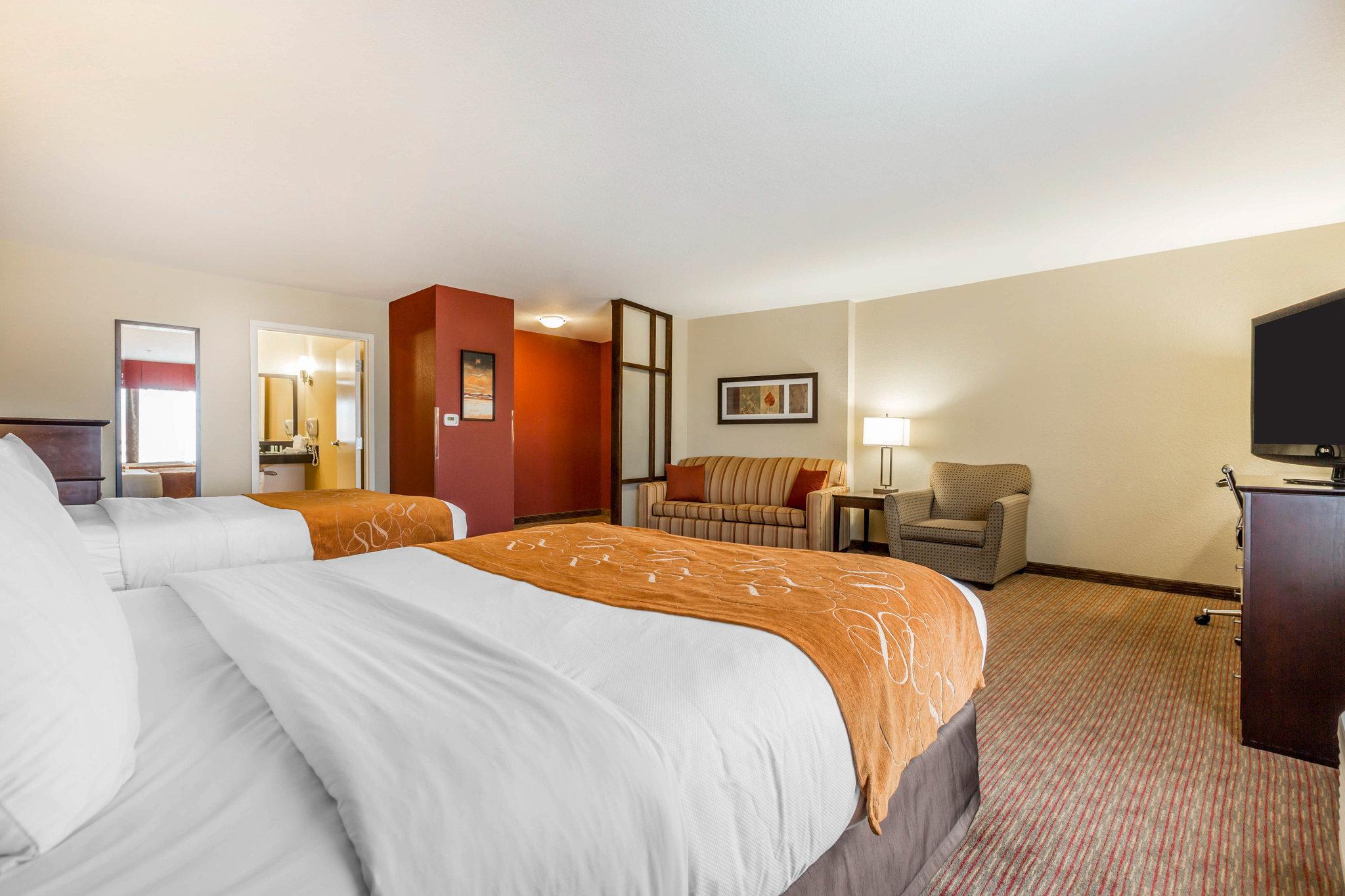 Comfort Suites Блайт Экстерьер фото