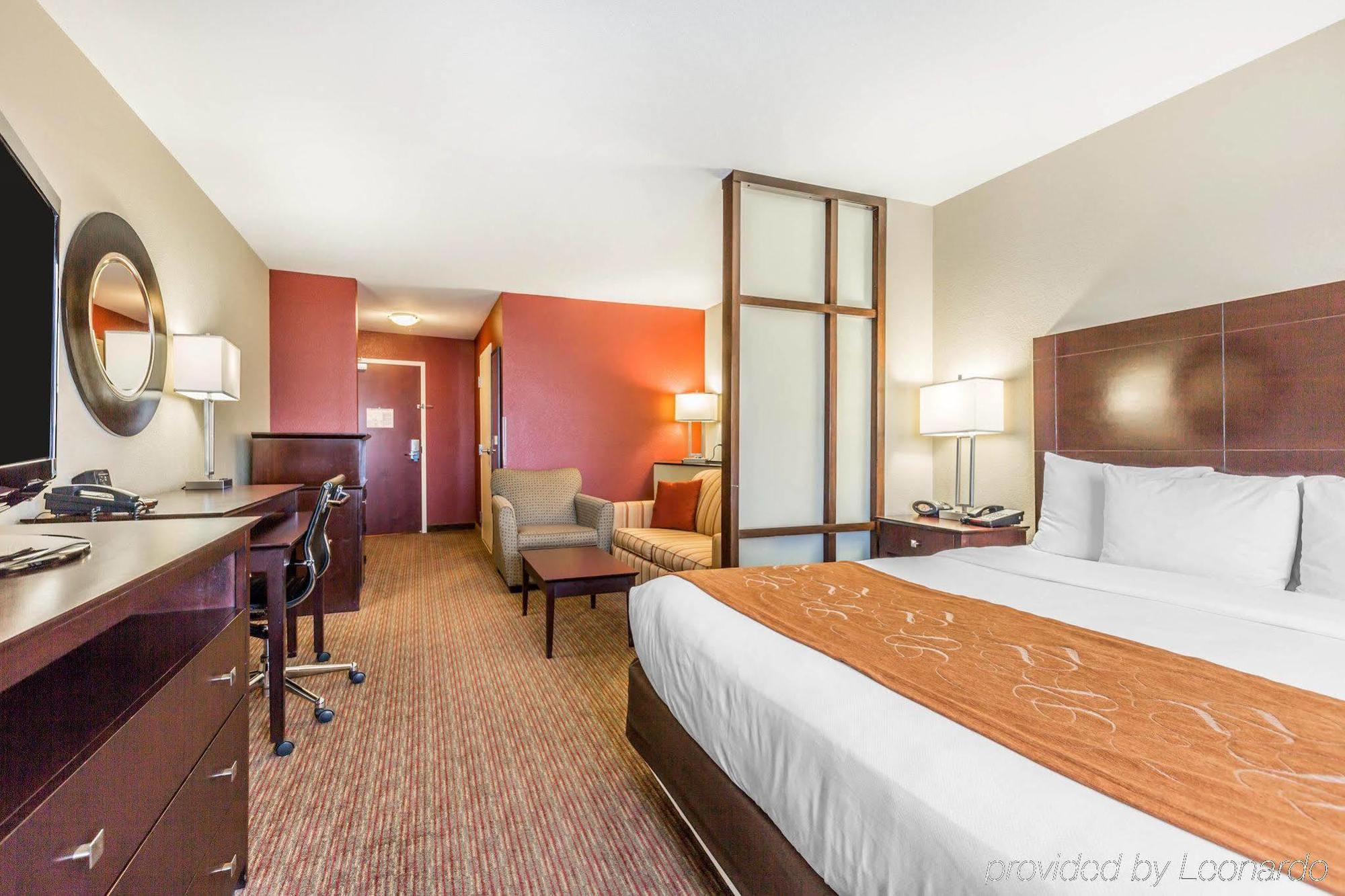 Comfort Suites Блайт Экстерьер фото