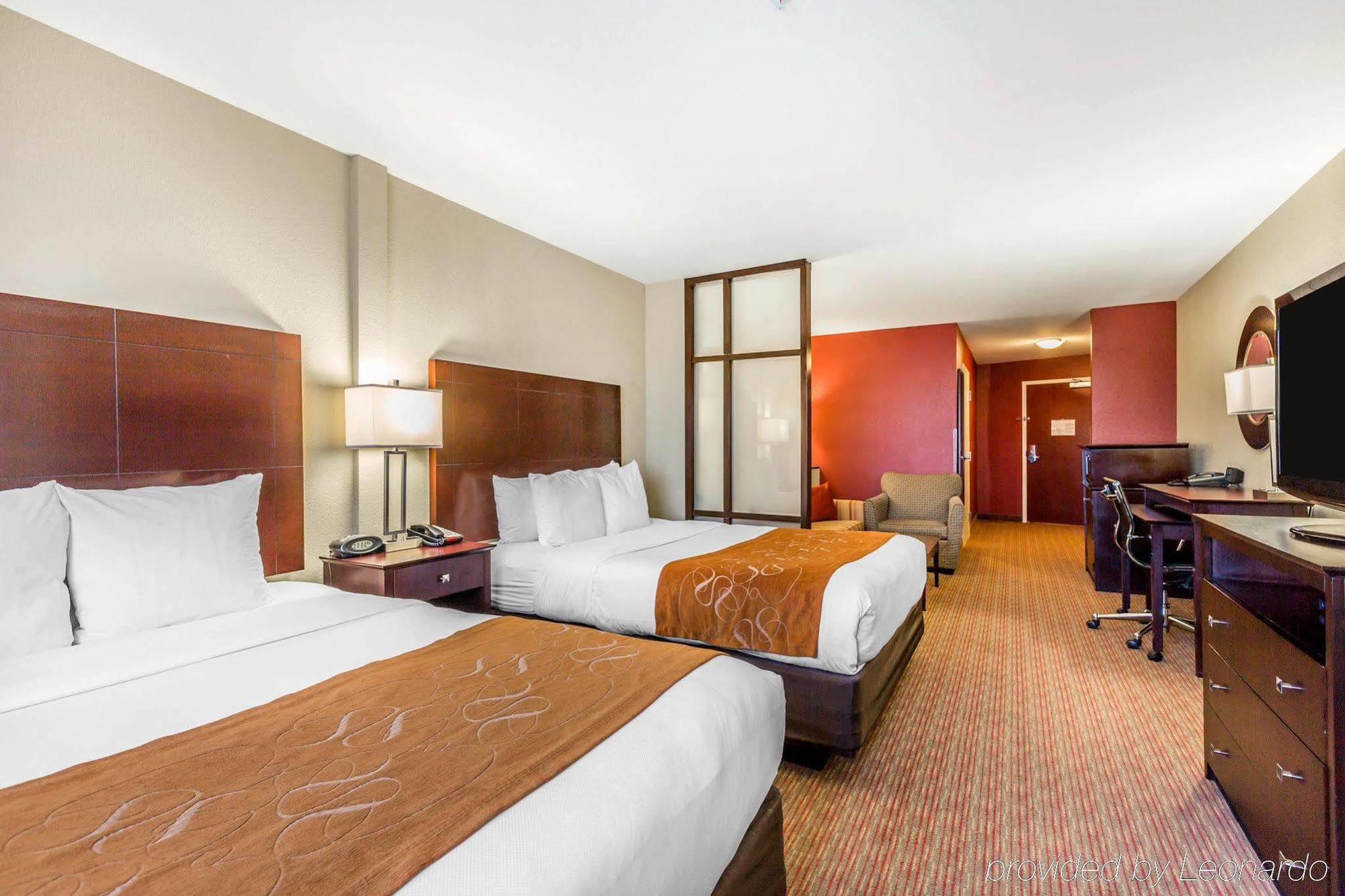Comfort Suites Блайт Экстерьер фото