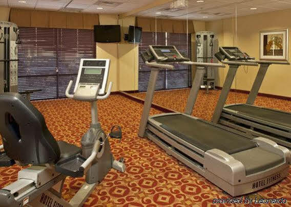 Comfort Suites Блайт Экстерьер фото